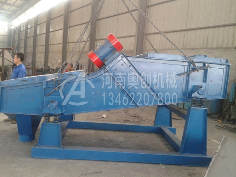 正方形直線振動篩為何發現異常強烈振動？