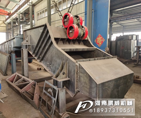 礦用圓振動篩設備上配件和易損件是那幾樣？